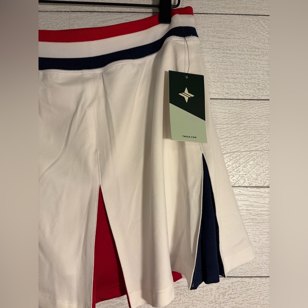 Tuckernuck/Tnuck Sport 14 inch Carly Tennis Skirt in Americana, Size Large, NWT - Picture 14 of 16